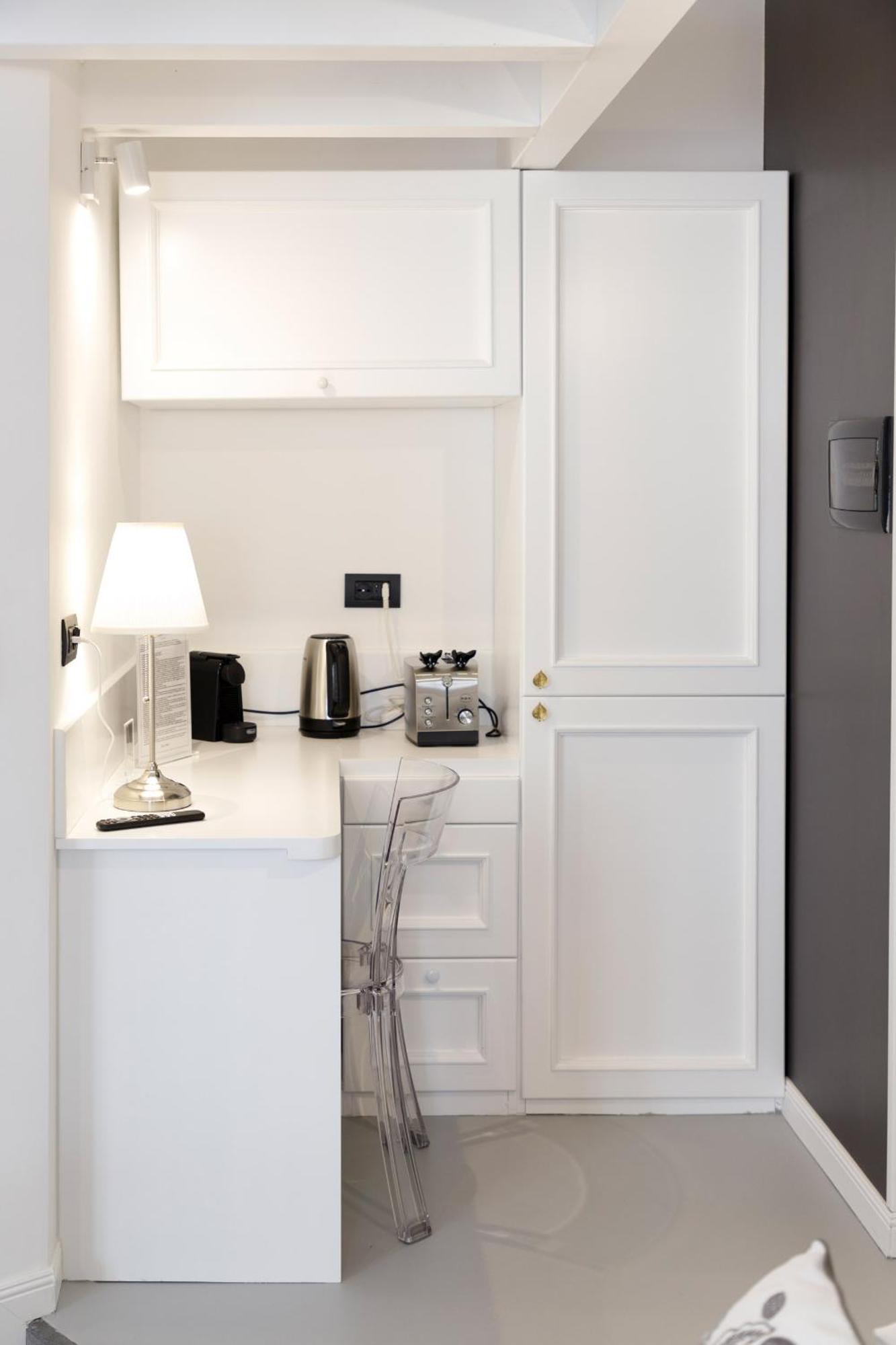 Corsovittorio87Suite Каляри Екстериор снимка