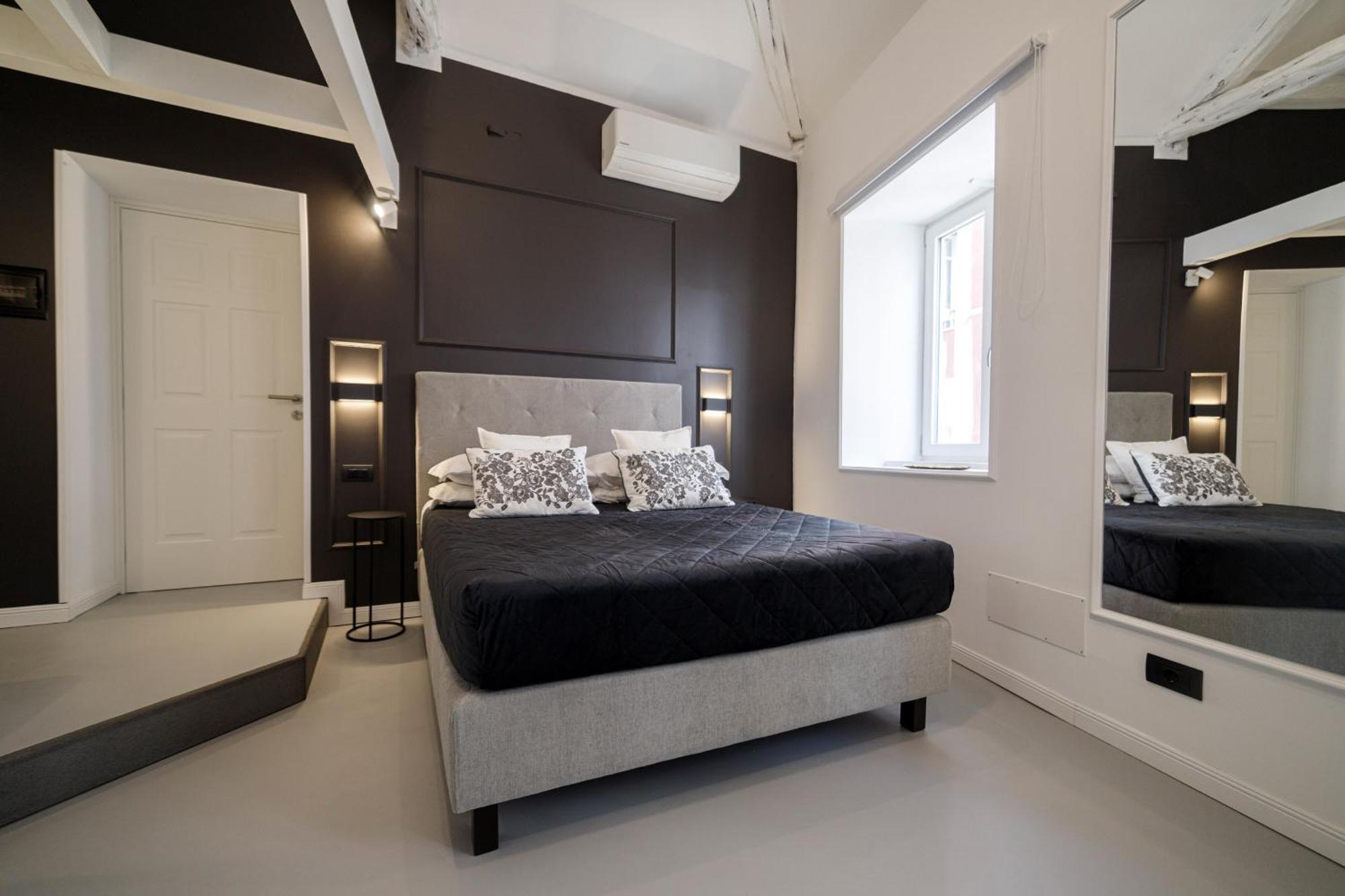 Corsovittorio87Suite Каляри Екстериор снимка